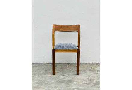 EMPL Chair